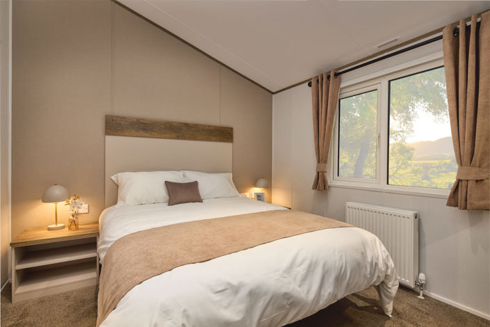 Image No.11-3 Bed Property for sale