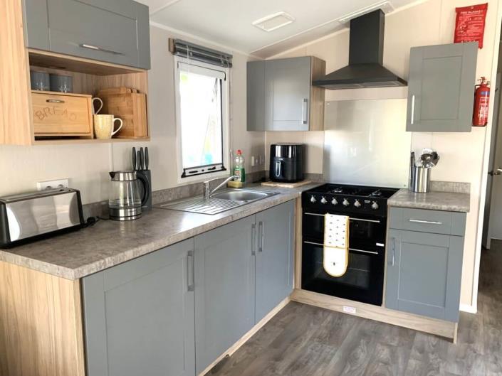 Image No.25-2 Bed Mobile Home for sale