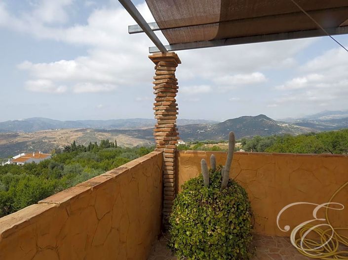 Image No.13-4 Bed Property for sale