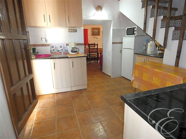 Image No.4-3 Bed Property for sale