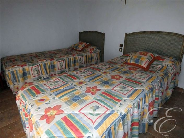 Image No.7-3 Bed Property for sale