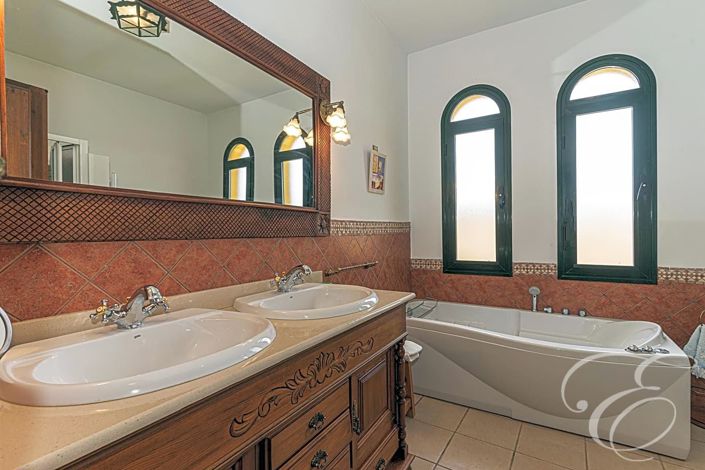 Image No.18-Propriété de 4 chambres à vendre à Archidona