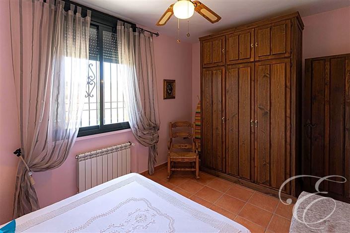 Image No.21-Propriété de 4 chambres à vendre à Archidona