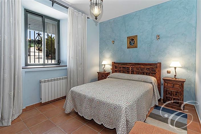 Image No.25-Propriété de 4 chambres à vendre à Archidona