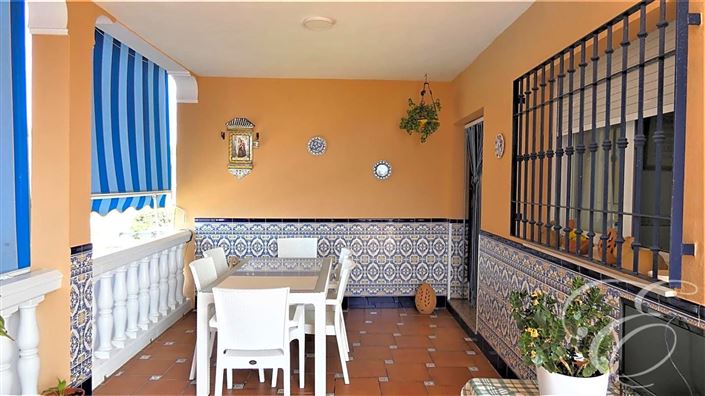 Image No.17-3 Bed Property for sale