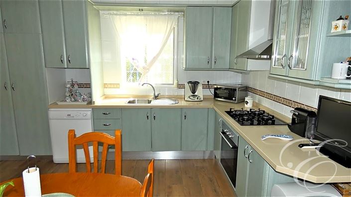 Image No.7-3 Bed Property for sale