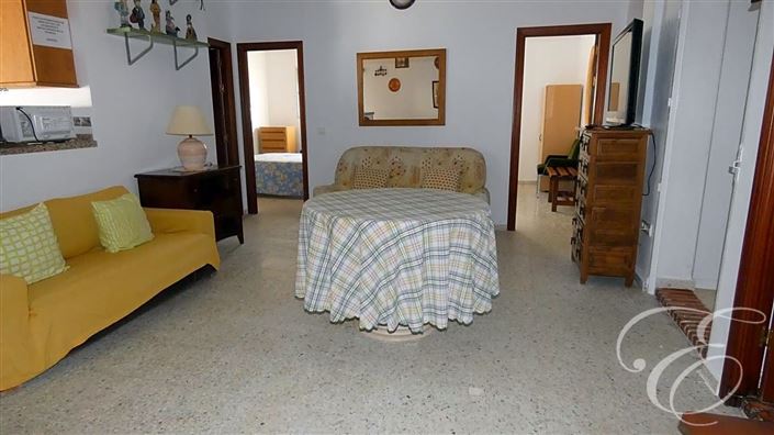 Image No.15-11 Bed Property for sale