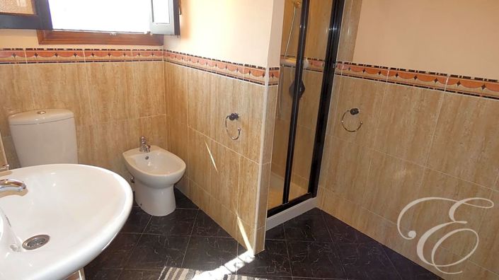 Image No.13-Propriété de 6 chambres à vendre à Iznájar