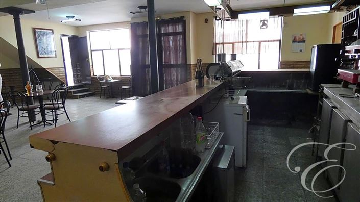 Image No.4-14 Bed Property for sale