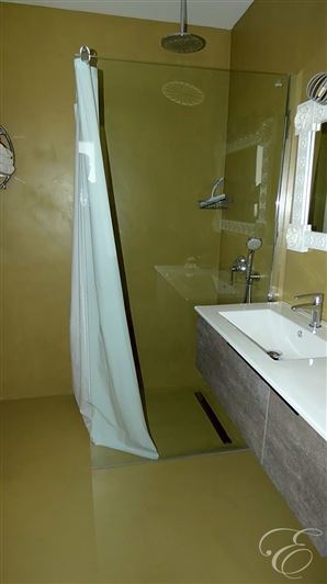 Image No.21-5 Bed Property for sale