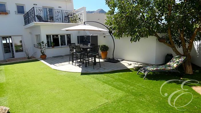 Image No.32-5 Bed Property for sale