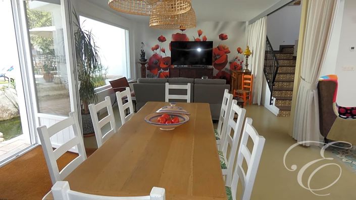 Image No.7-5 Bed Property for sale