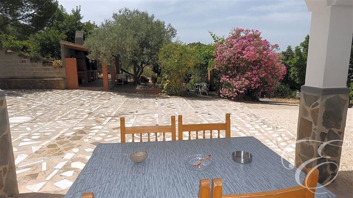 Image No.8-6 Bed Property for sale