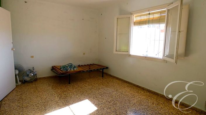 Image No.7-4 Bed Property for sale