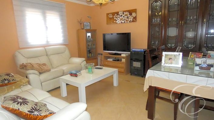 Image No.4-3 Bed Property for sale