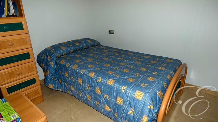 Image No.6-3 Bed Property for sale