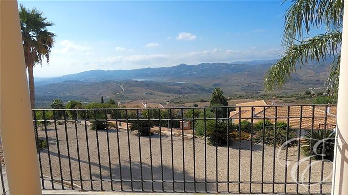 Image No.29-4 Bed Property for sale