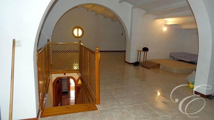 Image No.6-4 Bed Property for sale