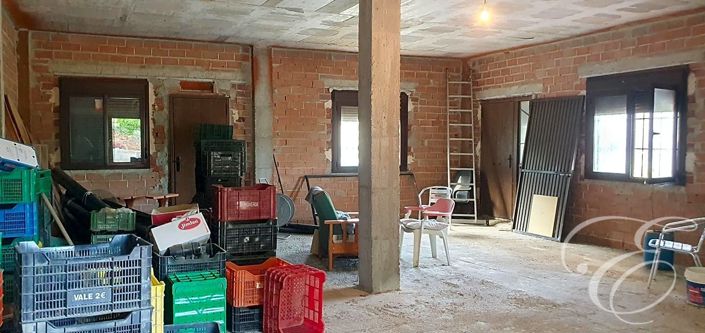 Image No.9-2 Bed Property for sale