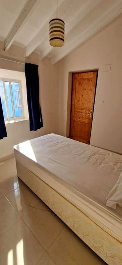 Image No.10-4 Bed Property for sale