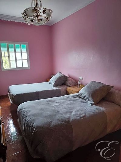 Image No.9-3 Bed Property for sale