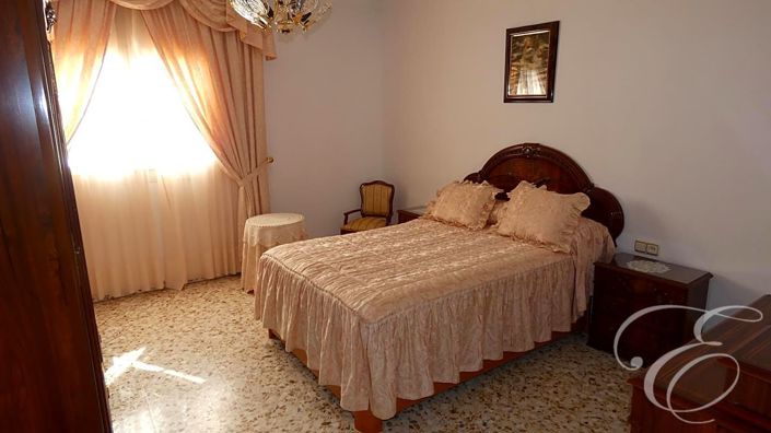 Image No.9-Propriété de 4 chambres à vendre à Periana