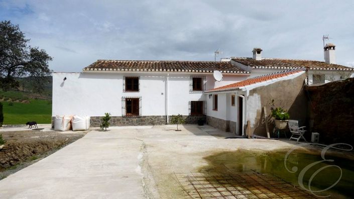 Image No.3-Propriété de 5 chambres à vendre à Casabermeja