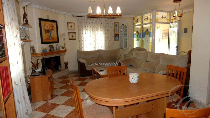 Image No.5-4 Bed Property for sale