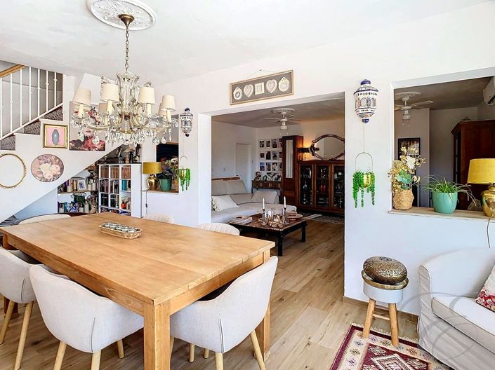 Image No.6-Propriété de 3 chambres à vendre à Cutar