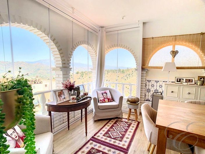 Image No.8-Propriété de 3 chambres à vendre à Cutar