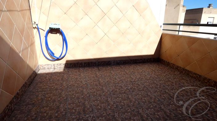 Image No.12-4 Bed Property for sale