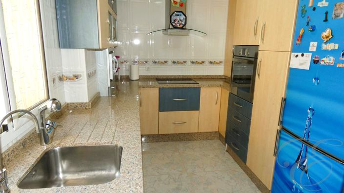 Image No.7-4 Bed Property for sale