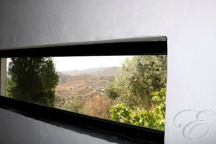 Image No.13-5 Bed Property for sale