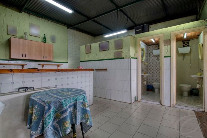 Image No.30-4 Bed Property for sale