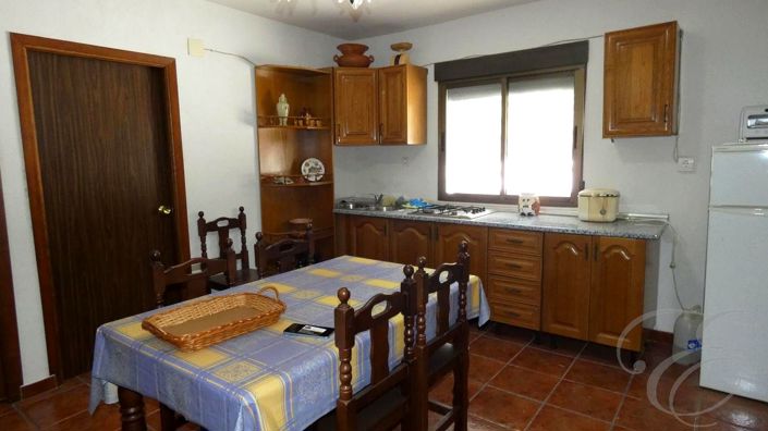 Image No.5-4 Bed Property for sale