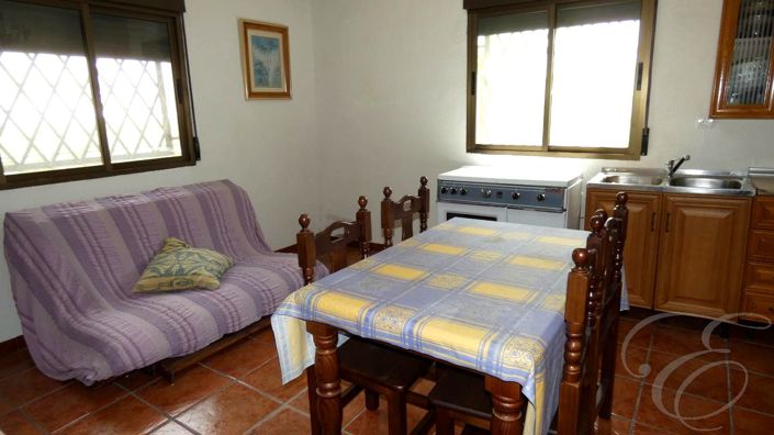 Image No.10-4 Bed Property for sale