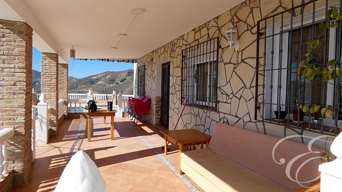 Image No.2-Propriété de 7 chambres à vendre à Molvízar