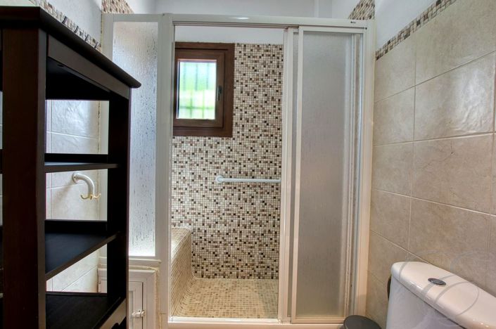 Image No.14-3 Bed Property for sale