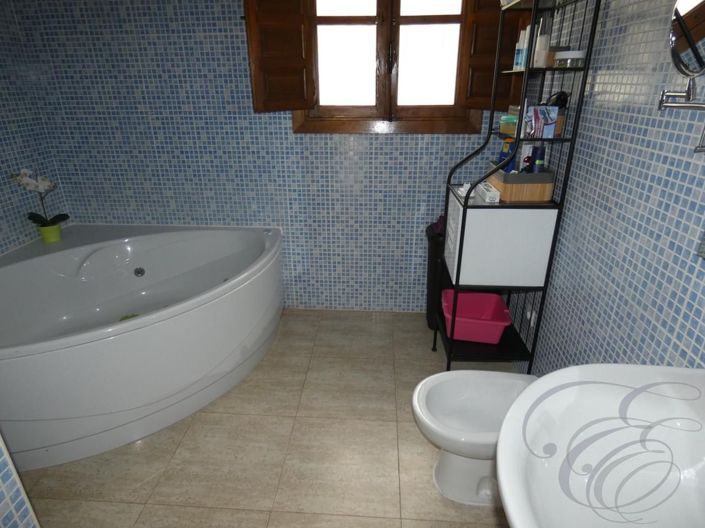 Image No.13-Propriété de 4 chambres à vendre à El Borge