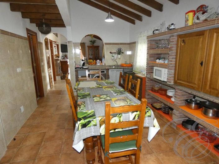 Image No.5-Propriété de 4 chambres à vendre à El Borge