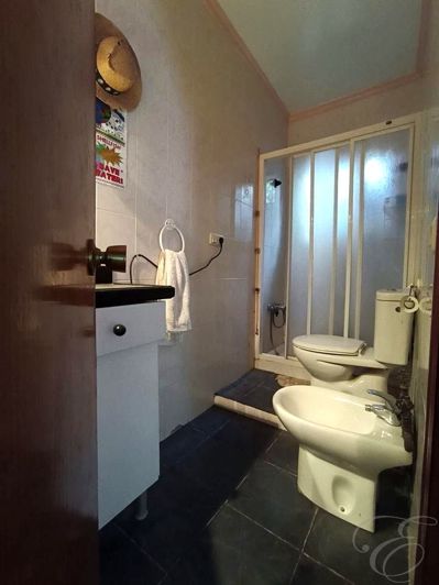 Image No.6-4 Bed Property for sale