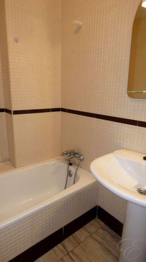 Image No.11-3 Bed Property for sale