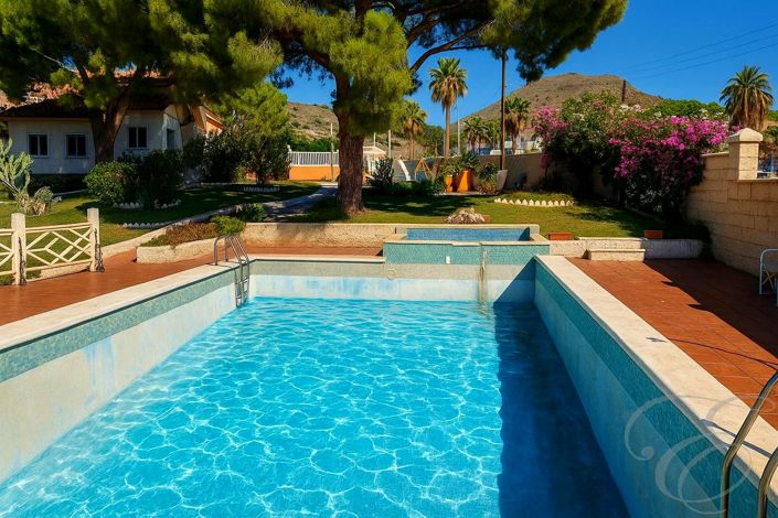 Image No.4-Propriété de 5 chambres à vendre à Motril