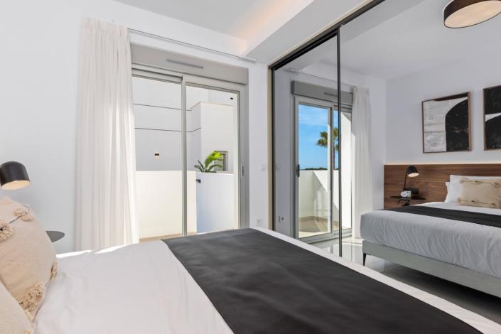 Image No.11-4 Bed Villa for sale