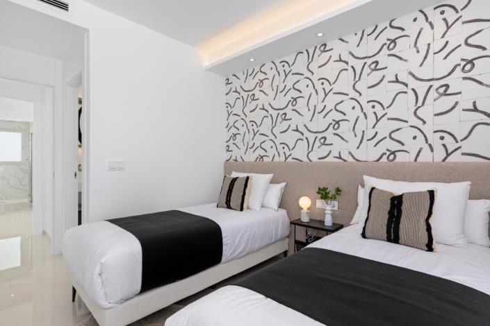 Image No.18-4 Bed Villa for sale