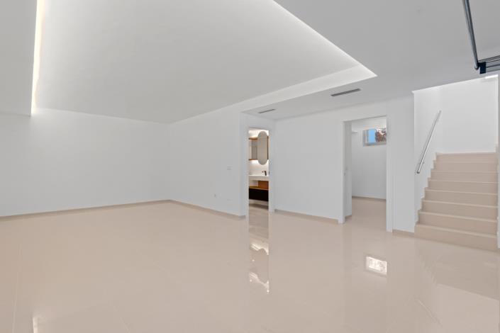 Image No.20-4 Bed Villa for sale