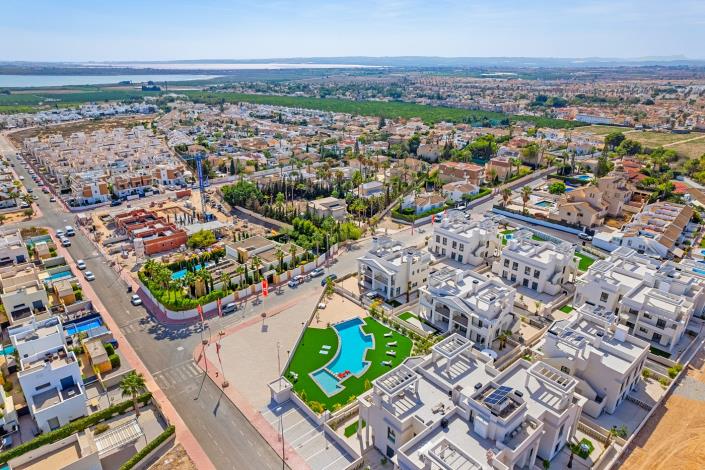 Image No.35-2 Bed Apartment for sale