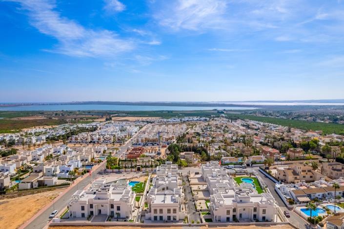 Image No.36-2 Bed Apartment for sale