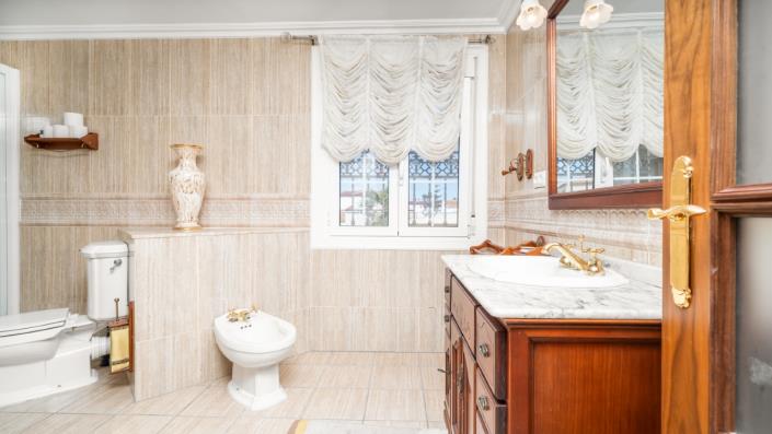 Image No.30-3 Bed Villa for sale