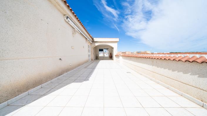 Image No.39-3 Bed Villa for sale